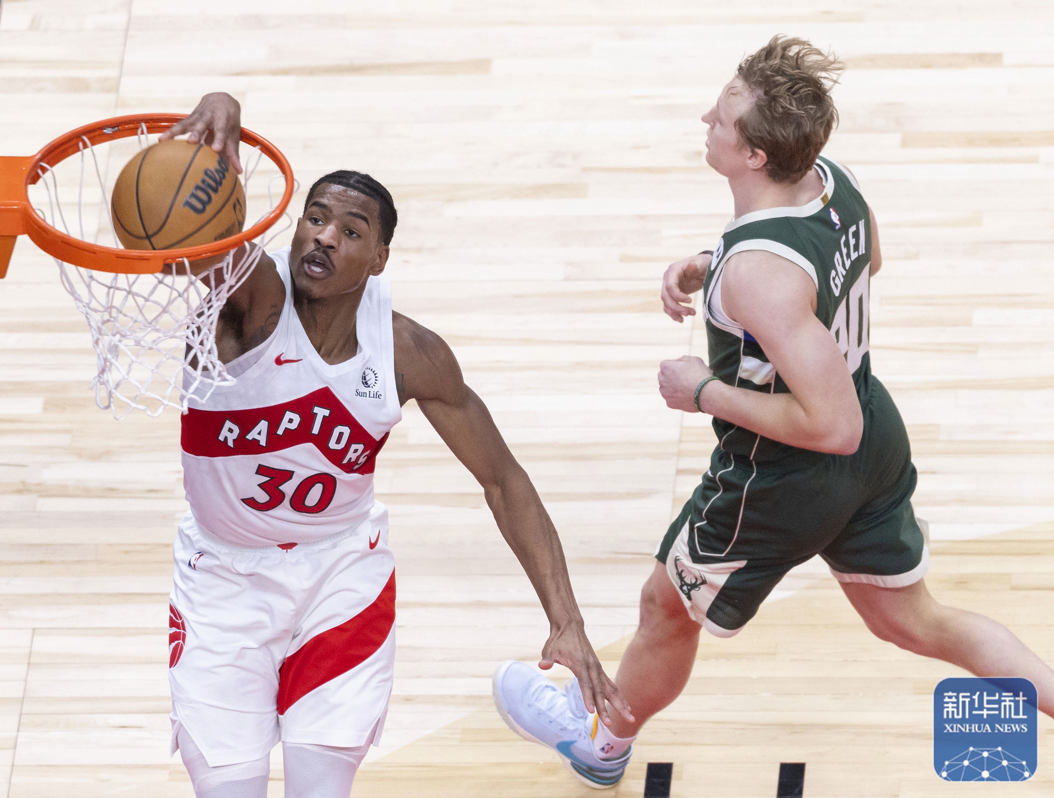 密尔沃基雄鹿迎CBA常规赛关键赛,加时末段防线松动,压力陡增,年轻球员得到机会的简单介绍 密尔沃基雄鹿迎CBA常规赛关键赛,加时末段防线松动,压力陡增,年轻球员得到机会的简单介绍