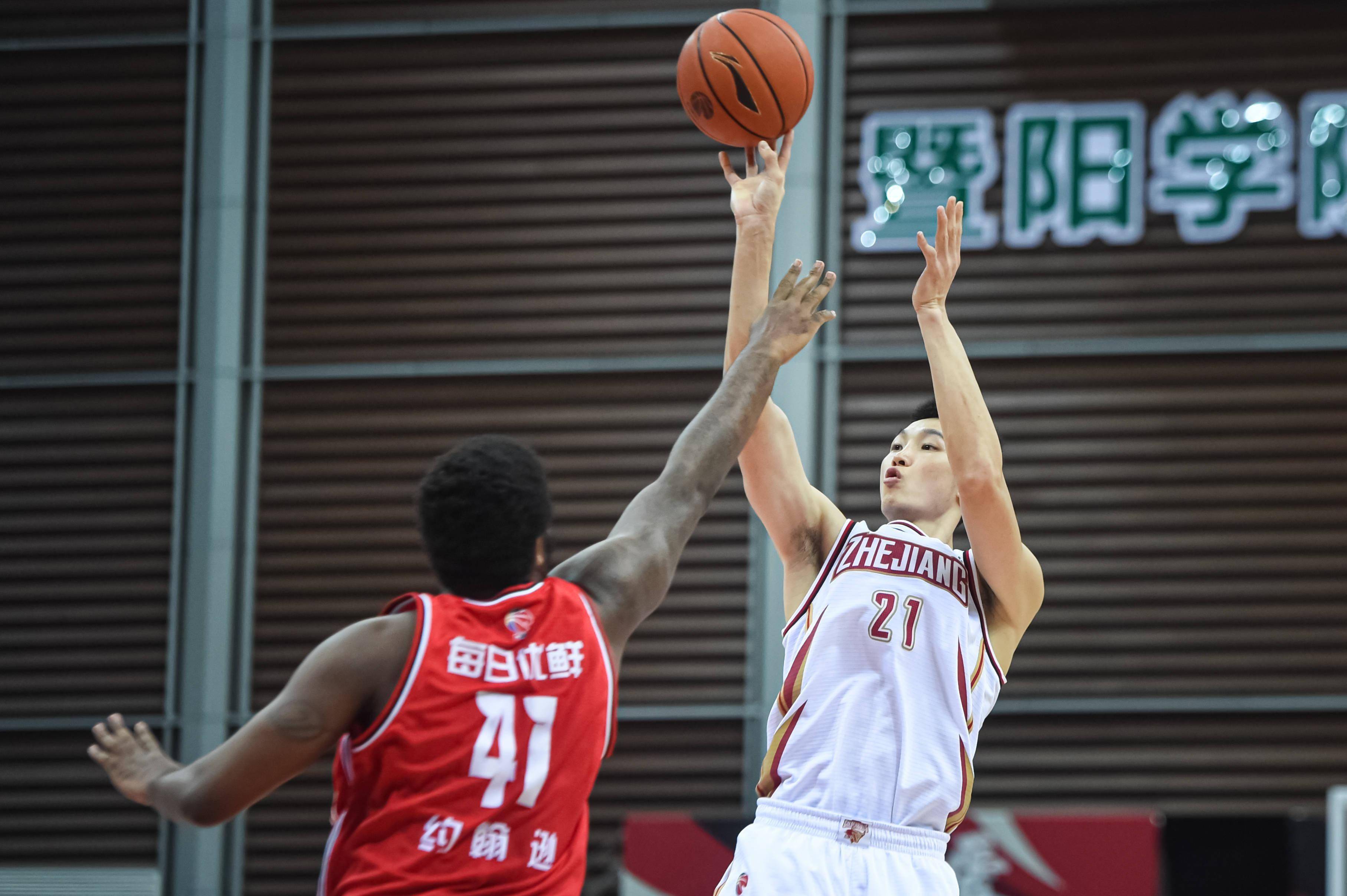 关于浙江稠州训练开放日,加时末段内部沟通引欢呼,CBA季后赛在即,心理建设被强调的信息 关于浙江稠州训练开放日,加时末段内部沟通引欢呼,CBA季后赛在即,心理建设被强调的信息